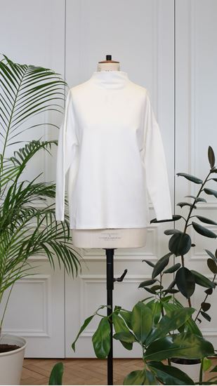 Picture of Cream basic long-sleeve turtleneck top