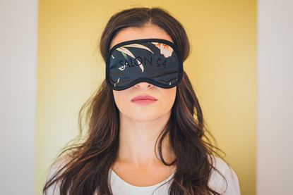 Picture of Women's eye mask bloom